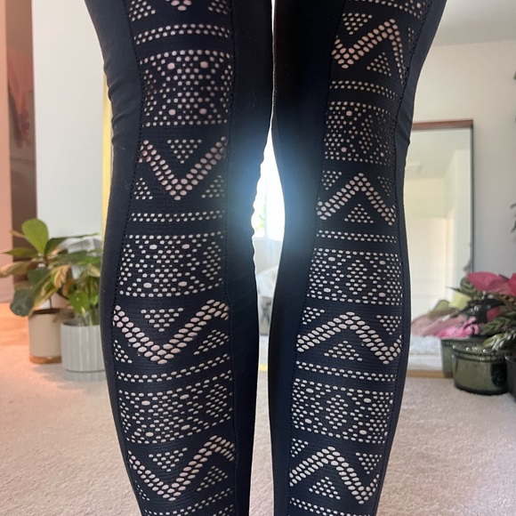 Victoria Secret Black Leggings with Mesh Detail - Picture 1 of 10